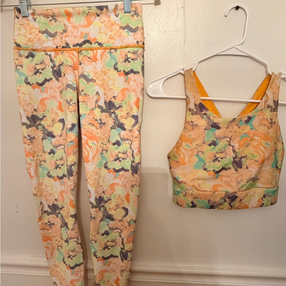 Fabletics Painted Marigold Size Small - image 1